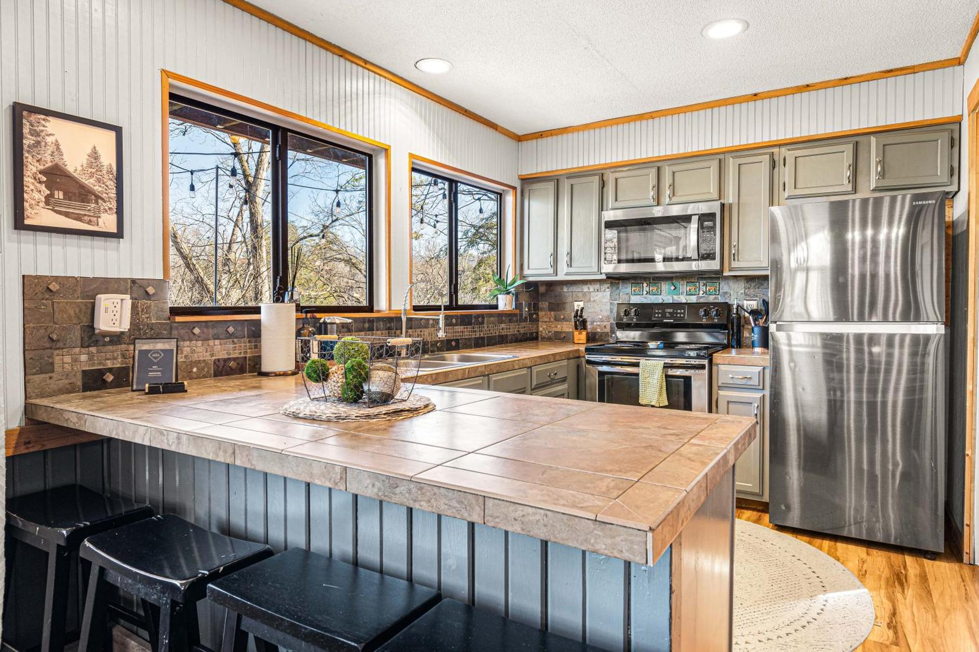 The Family Stone Luxe Cabin Sleeps 12 Hot Tub Dogfriendly Dollywood Pigeon Forge Luaran gambar