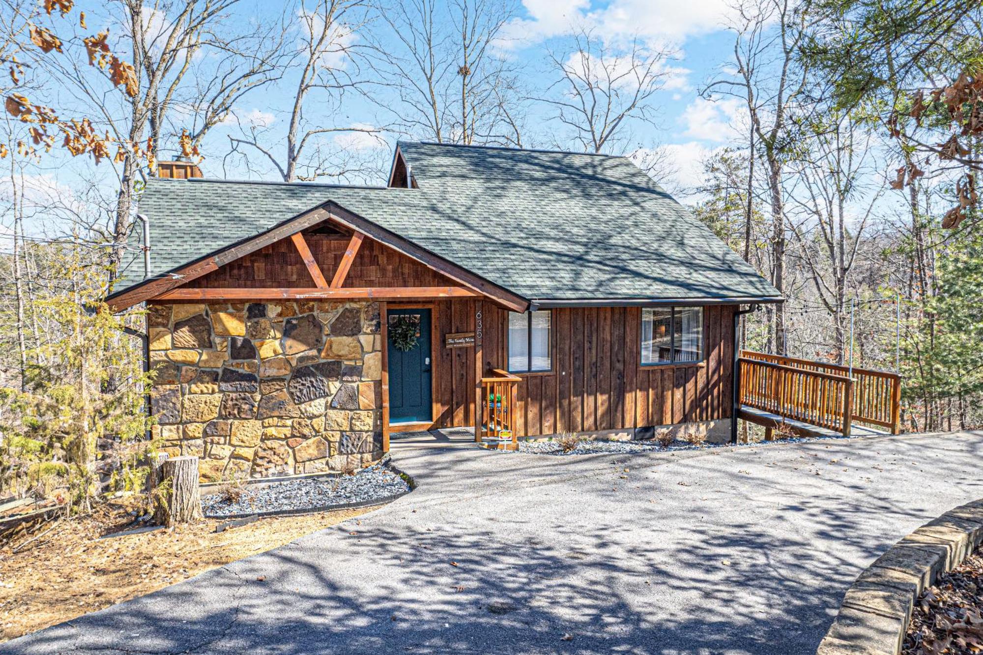 The Family Stone Luxe Cabin Sleeps 12 Hot Tub Dogfriendly Dollywood Pigeon Forge Luaran gambar