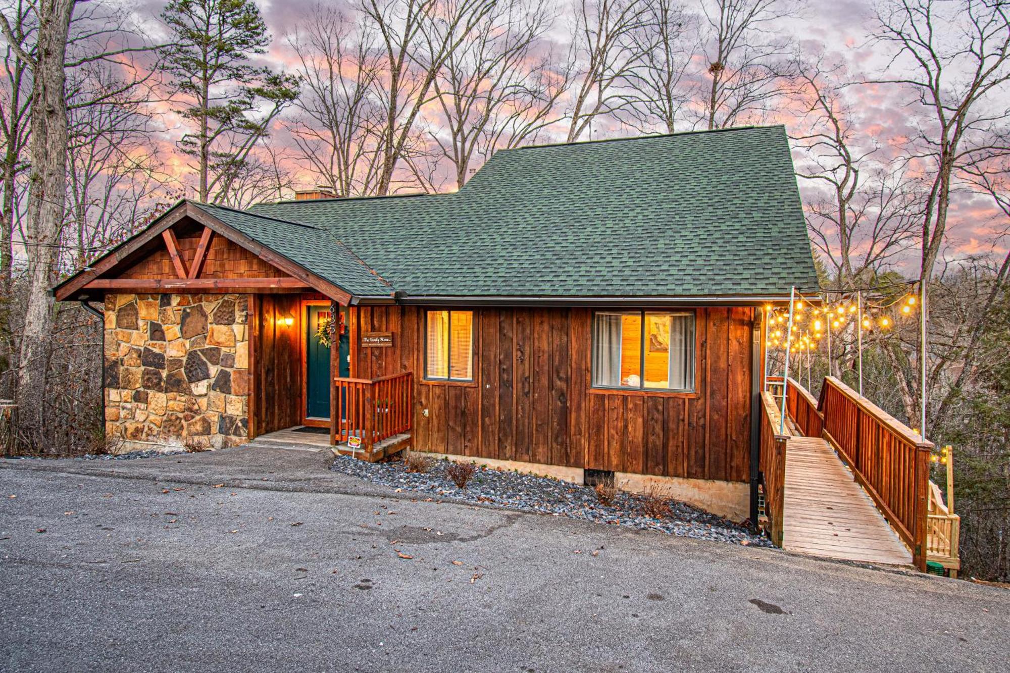 The Family Stone Luxe Cabin Sleeps 12 Hot Tub Dogfriendly Dollywood Pigeon Forge Luaran gambar